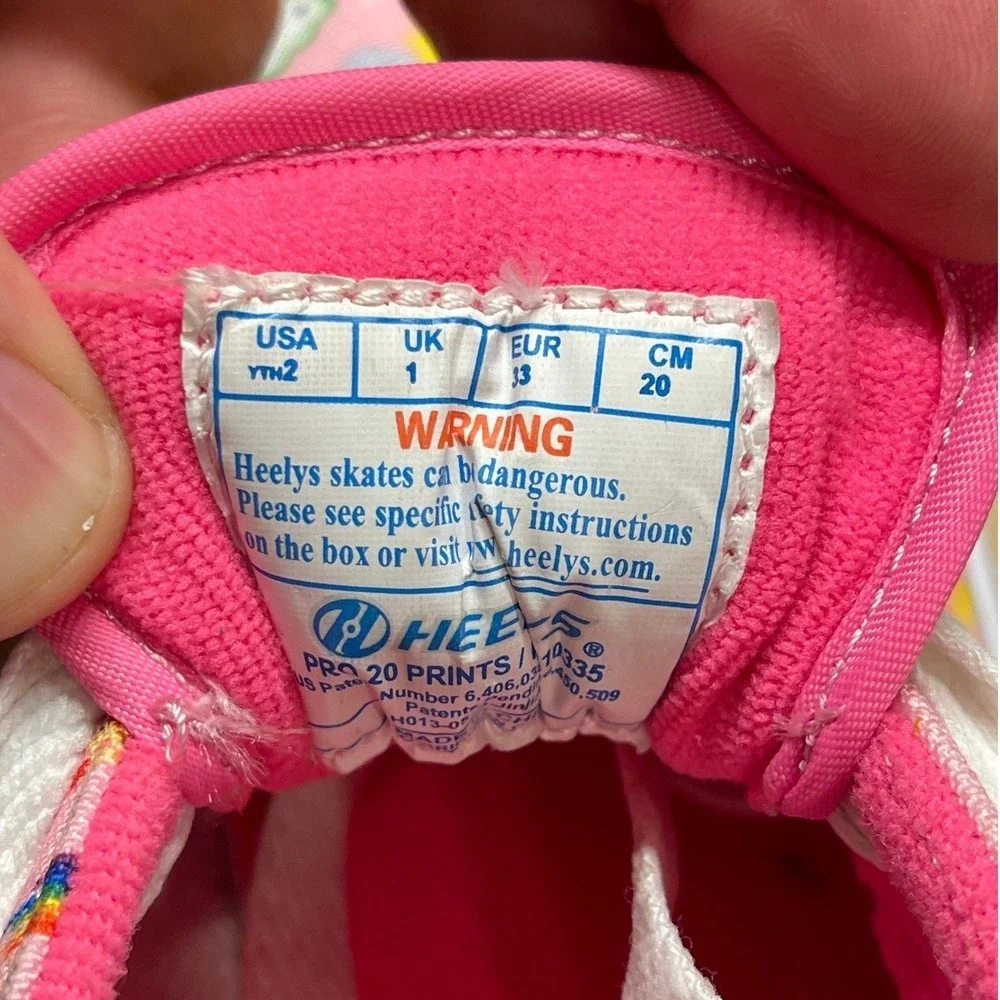 Heelys Pro 20 Prints Pink Rainbow Cloud Skate Shoes Youth Size 2 10335 NEW